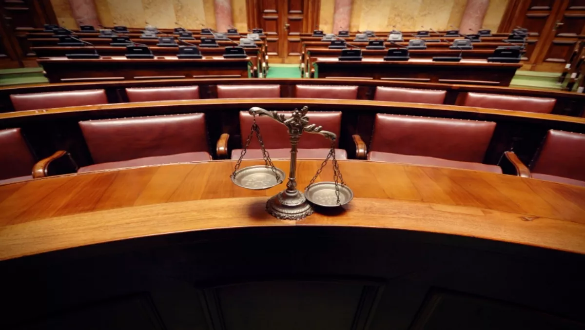 Warring telcos set court date