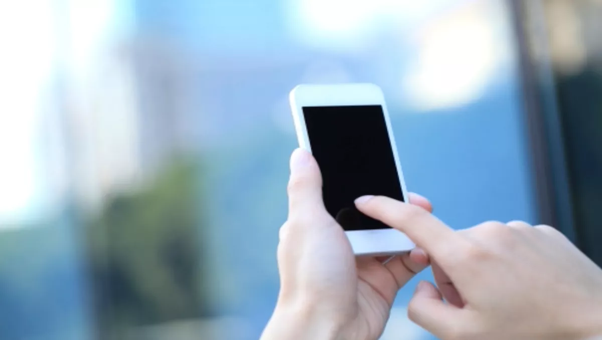 Vodafone staff use smartphones, in place of access cards