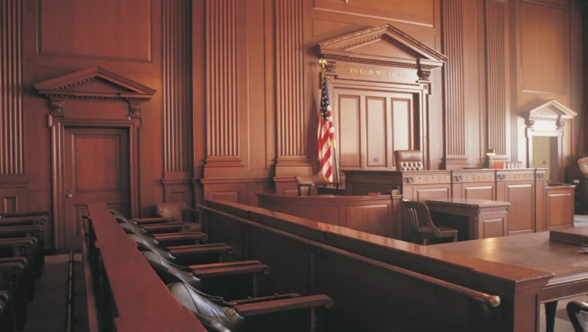 Apple v Samsung judge quizzes jury
