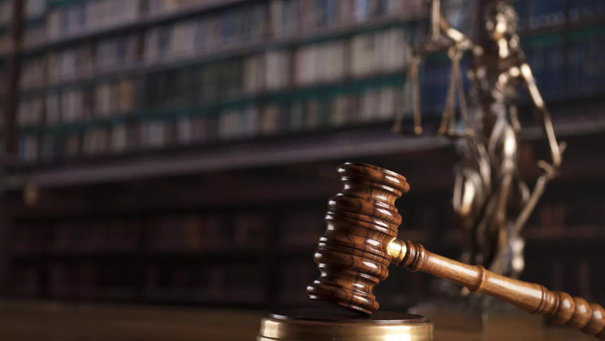 Texas juror sentenced for befriending defendant on Facebook
