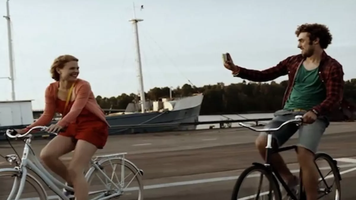 Nokia sorry for fake smartphone ad
