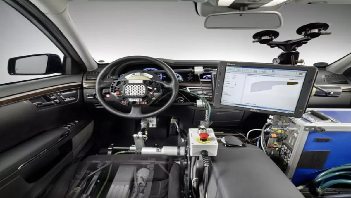 Google targets car safety