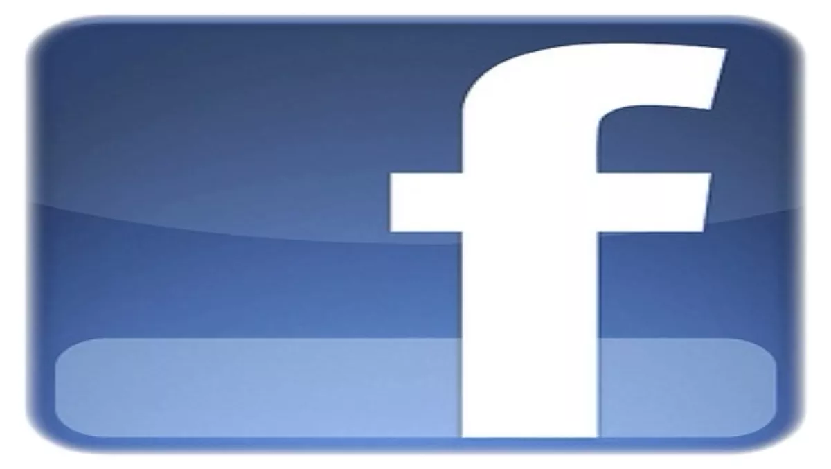Facebook starts movie rental service