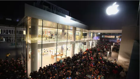 China apple queues