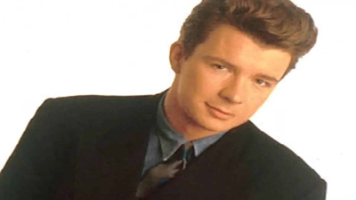 Rick roll worm for iPhone users