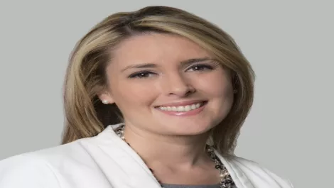 Kellie hackney online 533x800