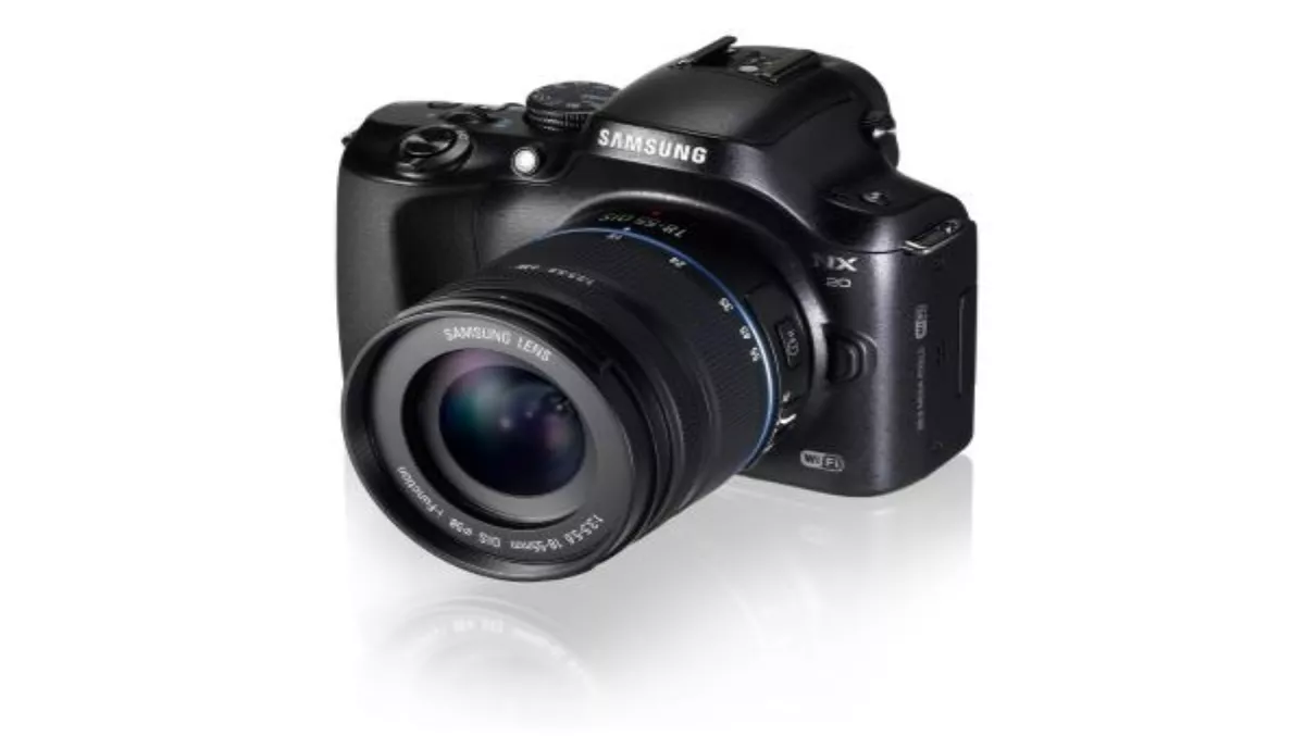 Review: Samsung NX20