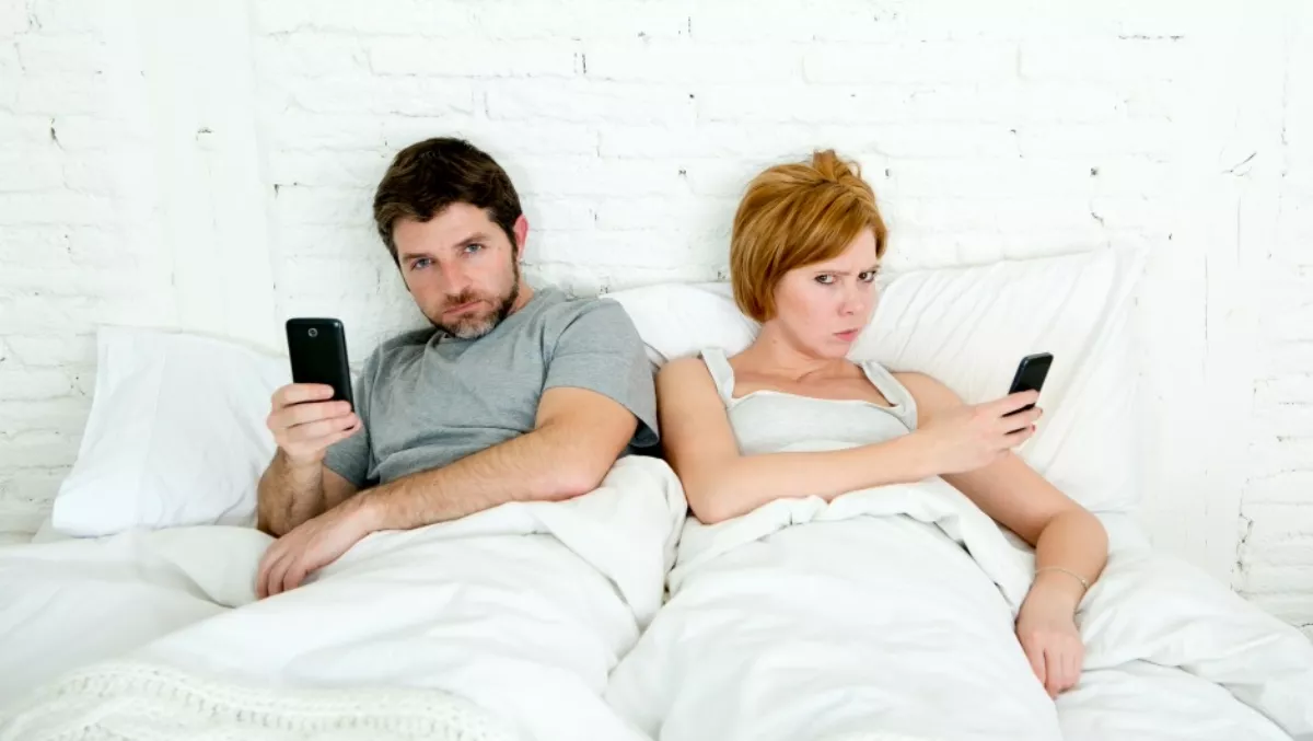 Durex survey: when you're on holiday, touch your partner, not your phone