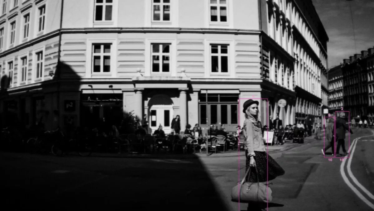 Car or Camera? Photographer uses Volvo's XC60 SUV to take spectacular pictures