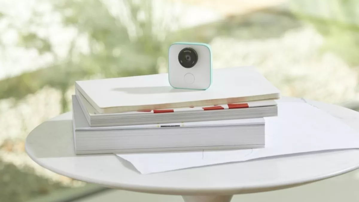 This AI-powered camera always knows when to take a picture, that's a bit creepy