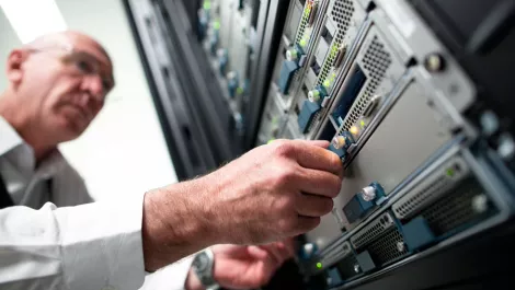 Metronode facility  0001 remote hands 1