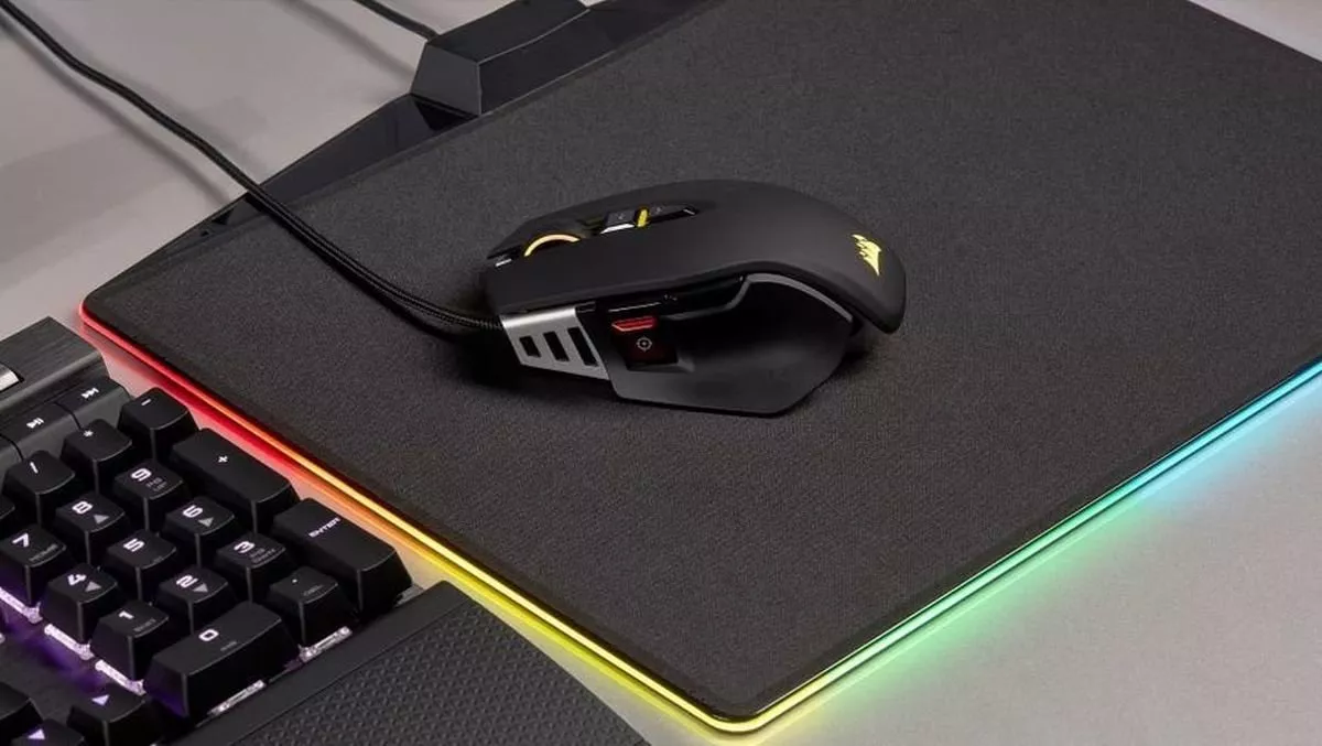 Weight up! Corsair's Elite gaming mouse lets you decide how to play