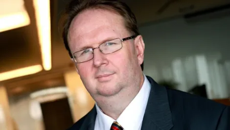 Compatible pic   ian farquhar