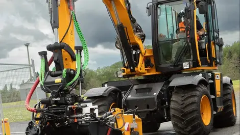 All-in-one pothole repairing machine arrives in NZ