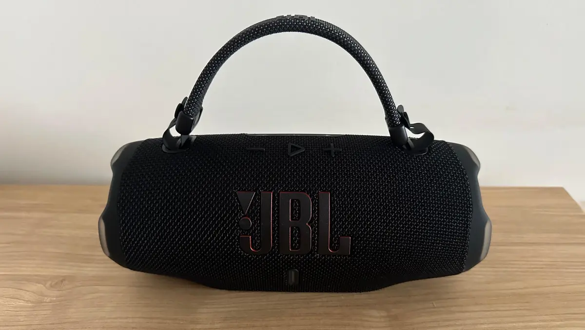 Hands-on Review: JBL Charge 6 portable speaker