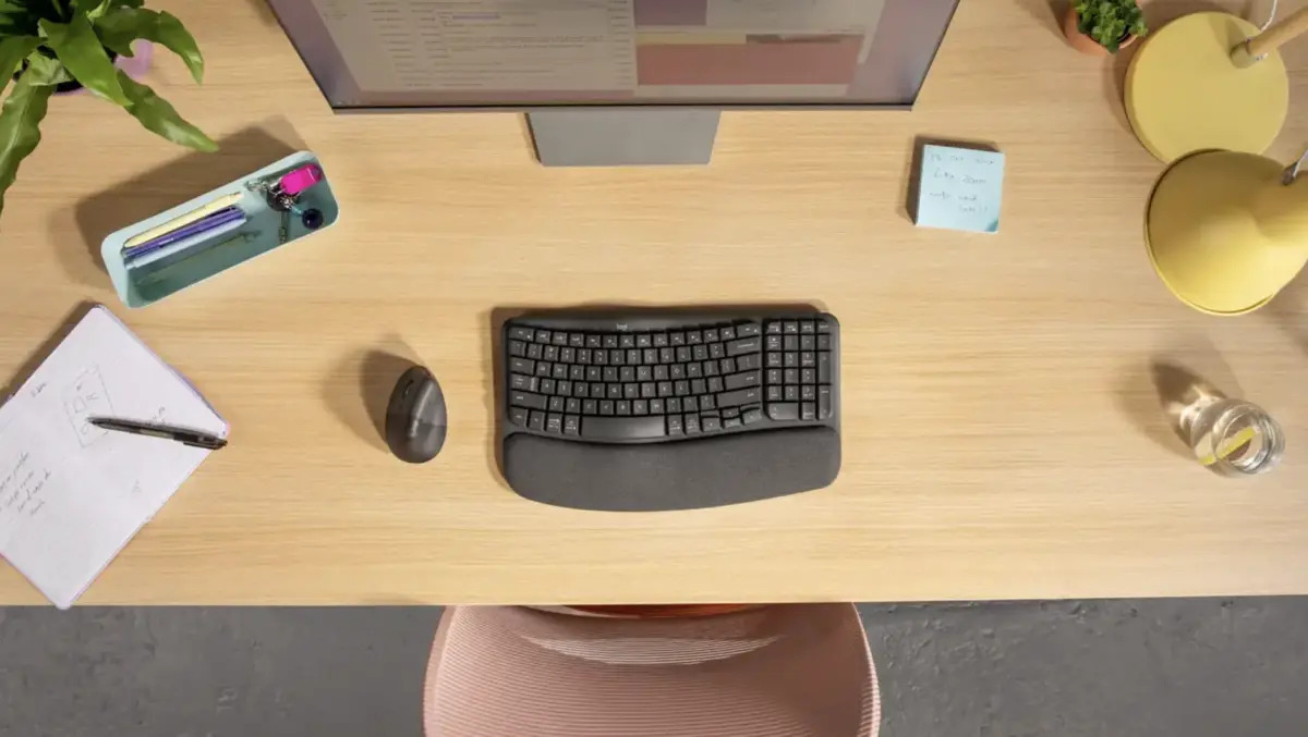 Logitech's Left-Handed Ergonomic Mouse: A Game-Changer for Australian Lefties?